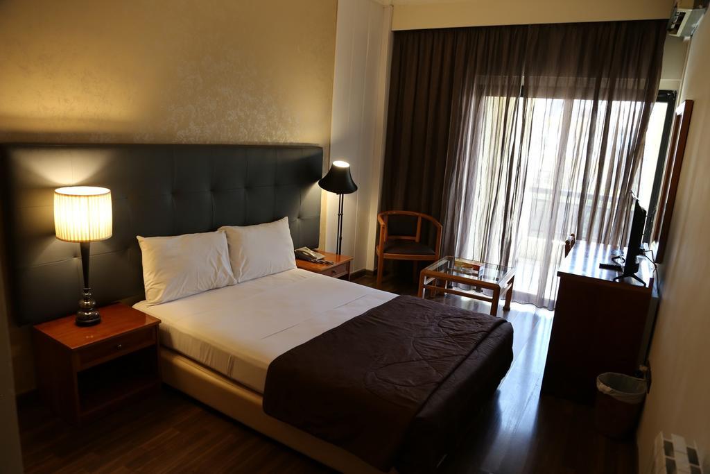 Charles Hotel เบรุต ภายนอก รูปภาพ